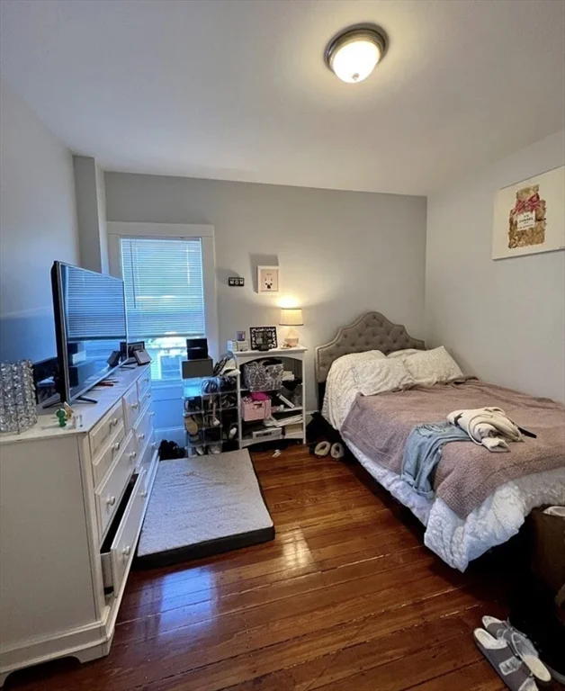 3 bed, 1 bath apartment for rent at 42 Moseley St Unit 2, Dorchester — photo 7 of 10