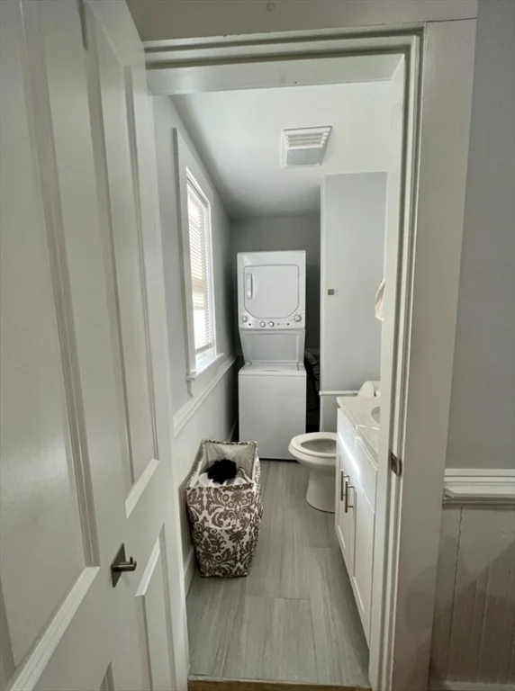 3 bed, 1 bath apartment for rent at 42 Moseley St Unit 2, Dorchester — photo 6 of 10