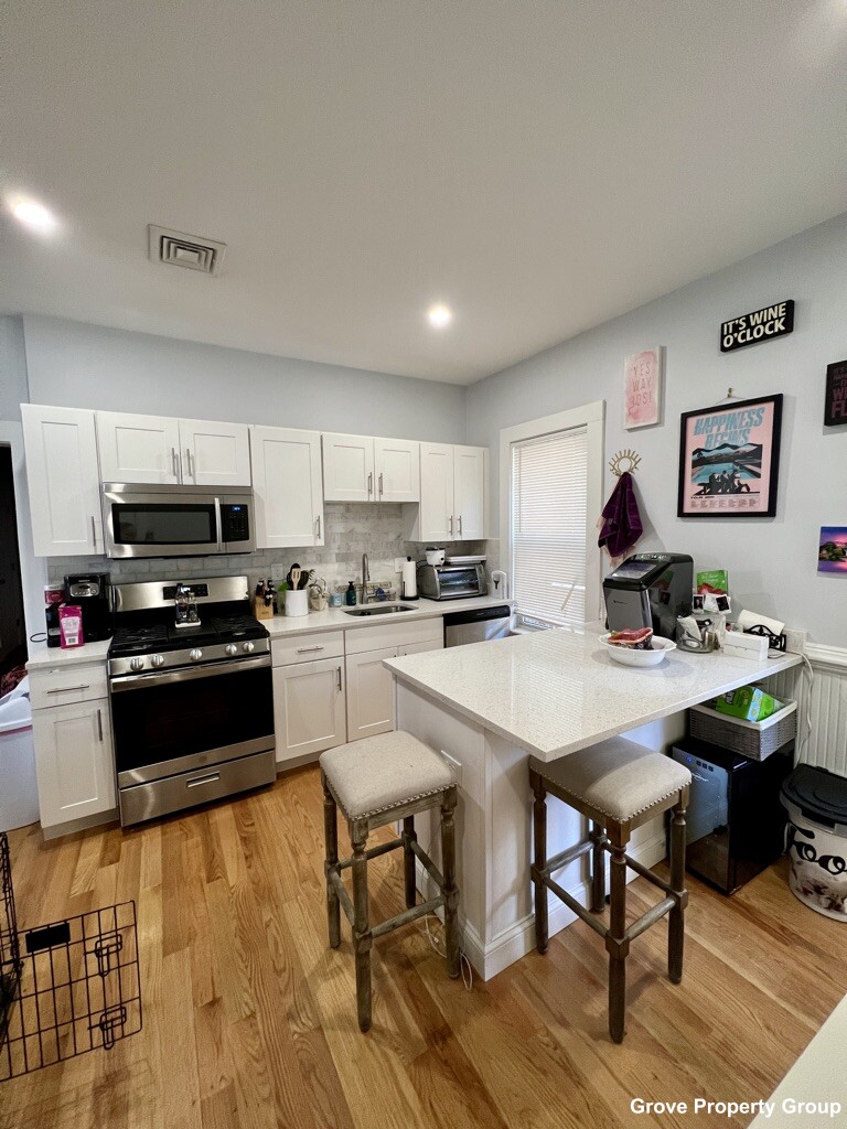 3 bed, 1.5 bath apartment for rent at 42 Moseley St Unit 3, Dorchester