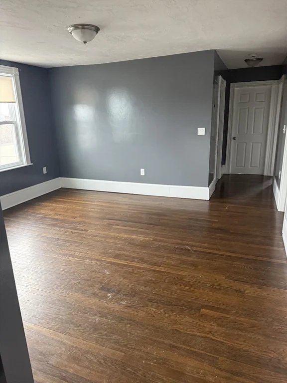 4 bed, 1 bath apartment for rent at 42 Mott St Unit 3, Fall River — photo 7 of 13