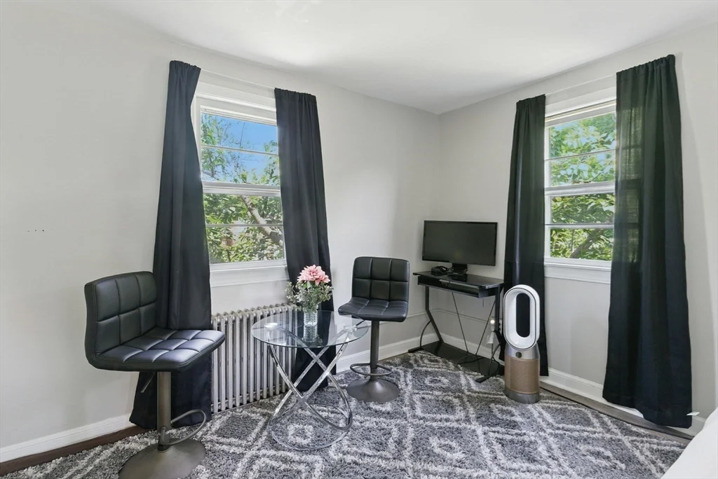 Studio bed, 1 bath apartment for rent at 42 Newman Rd Unit 3, Malden — photo 5 of 23