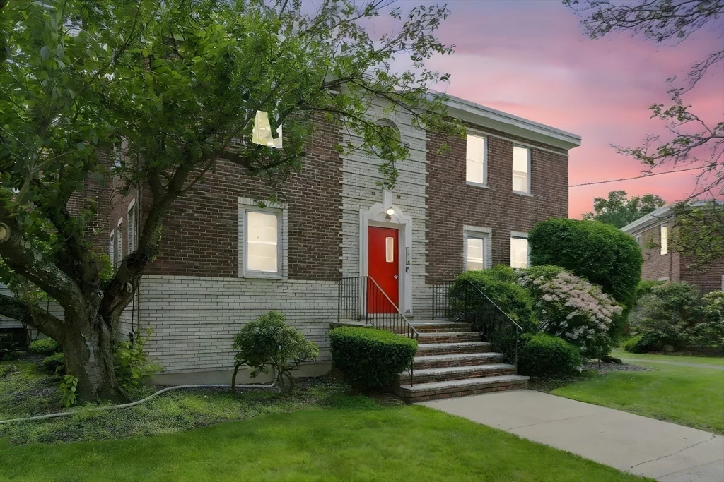 Studio bed, 1 bath apartment for rent at 42 Newman Rd Unit 3, Malden — photo 2 of 23