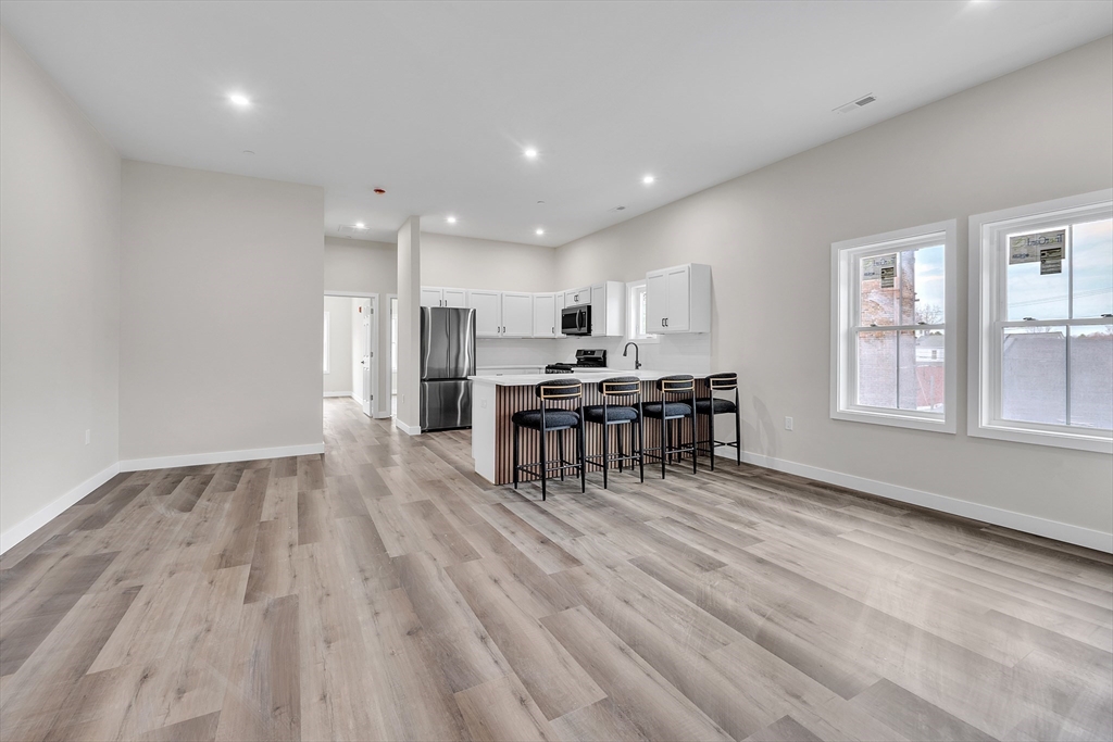 2 bed, 1 bath apartment for rent at 42 Park St Unit 42C, Ayer — photo 3 of 17
