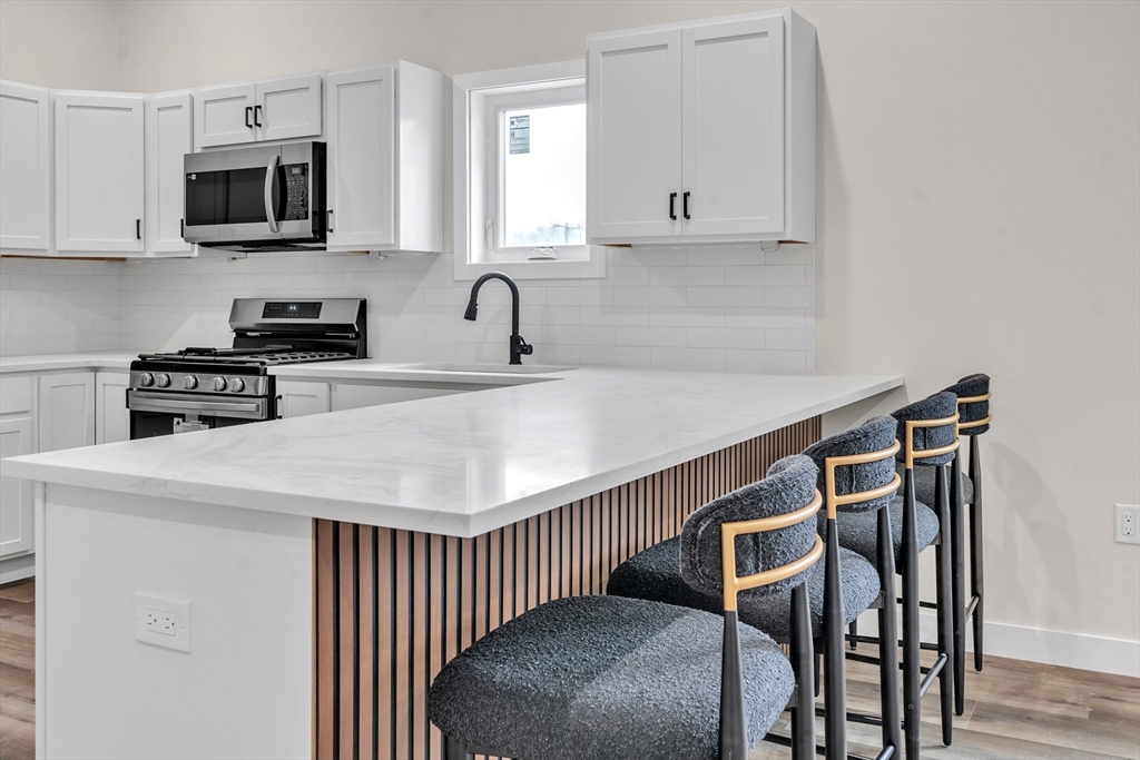2 bed, 1 bath apartment for rent at 42 Park St Unit 42C, Ayer — photo 6 of 17
