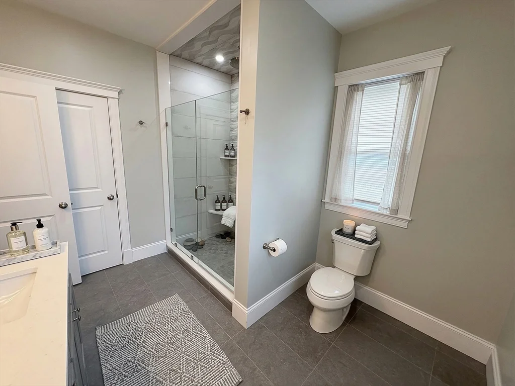 6 bed, 4+ bath apartment for rent at 42 Parsons St Unit TH, West Newton — photo 22 of 36