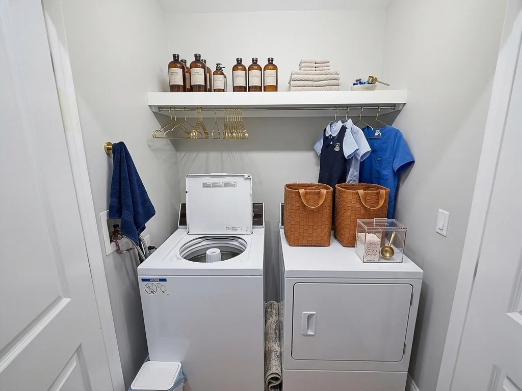6 bed, 4+ bath apartment for rent at 42 Parsons St Unit TH, West Newton — photo 24 of 36