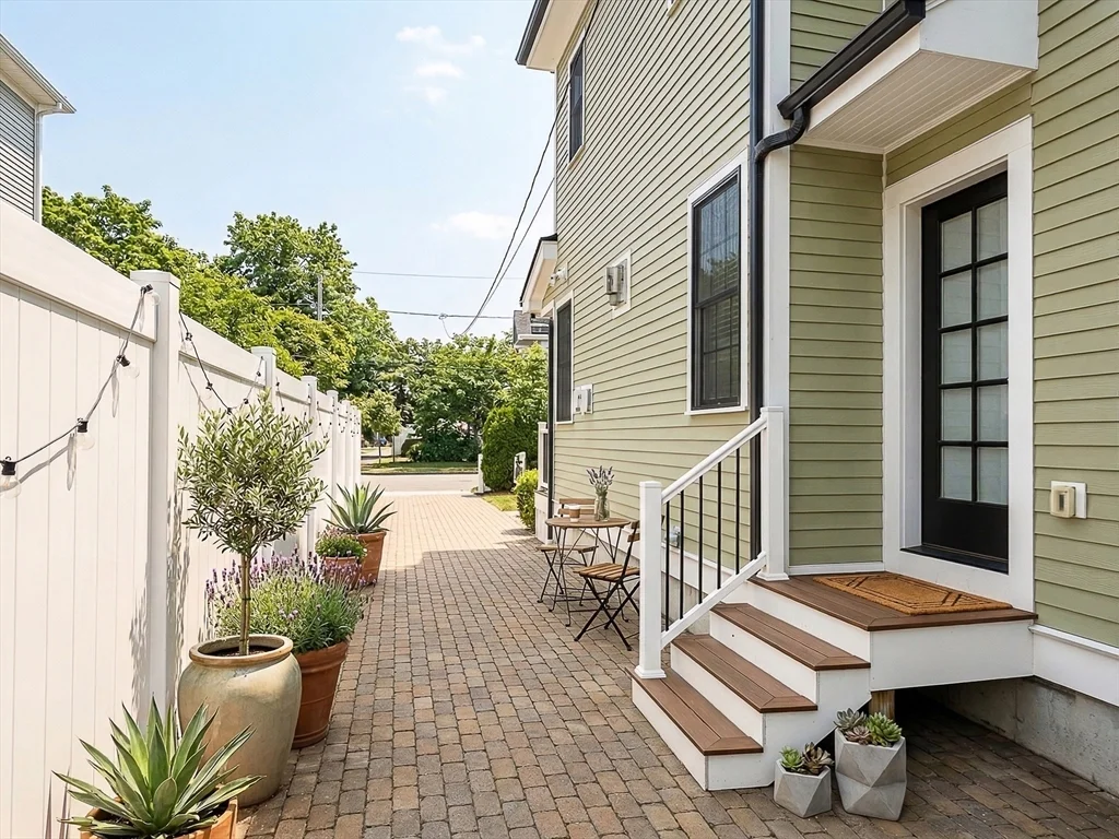 6 bed, 4+ bath apartment for rent at 42 Parsons St Unit TH, West Newton — photo 35 of 36