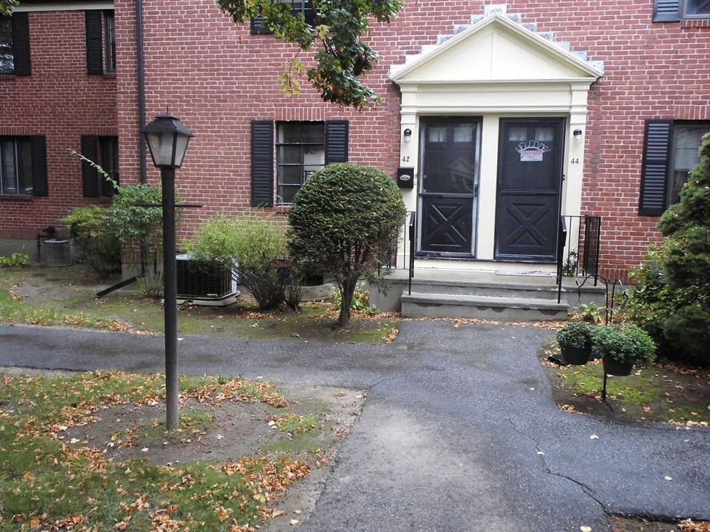 2 bed, 1 bath apartment for rent at 42 Pierce Rd Unit 42, Watertown — photo 13 of 13