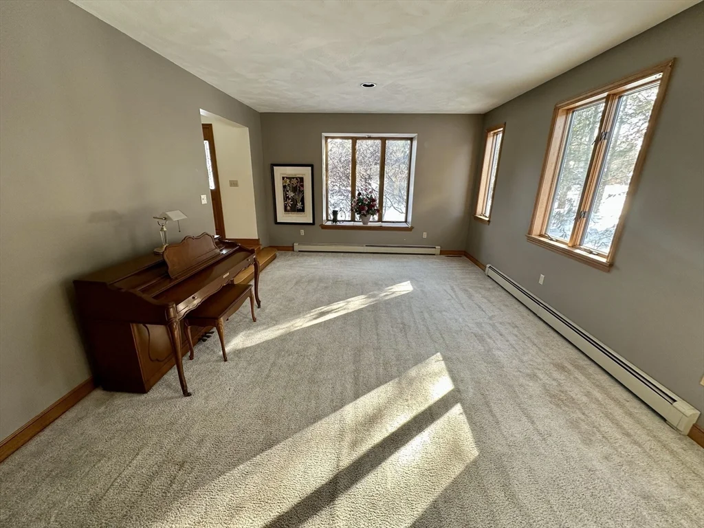 4 bed, 2 bath apartment for rent at 42 Pine Acres Rd, Foxboro — photo 19 of 40