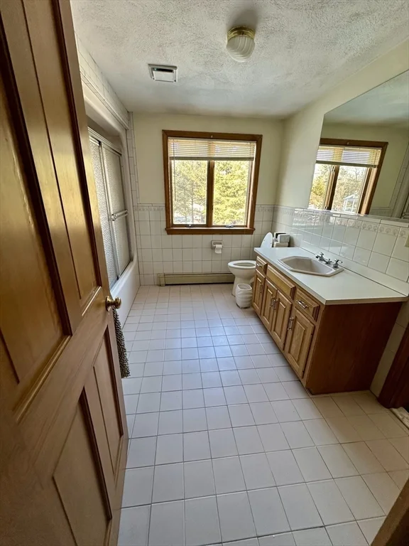 4 bed, 2 bath apartment for rent at 42 Pine Acres Rd, Foxboro — photo 23 of 40