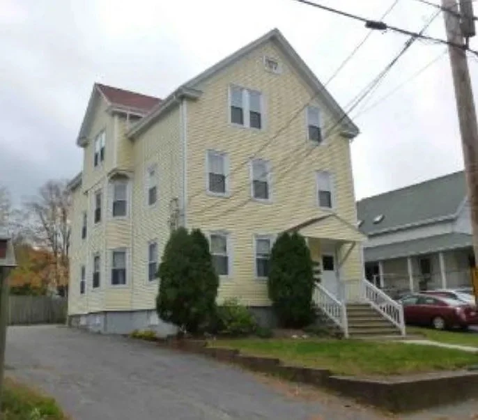 2 bed, 1 bath apartment for rent at 42 Pleasant Unit C, North Attleboro — photo 2 of 16