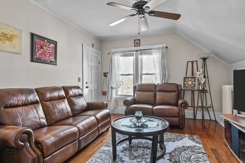 2 bed, 1 bath apartment for rent at 42 Pleasant Unit C, North Attleboro — photo 12 of 16
