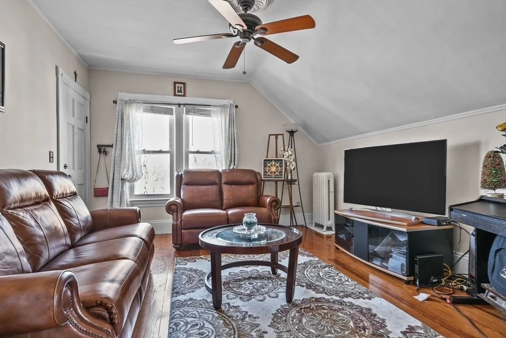 2 bed, 1 bath apartment for rent at 42 Pleasant Unit C, North Attleboro — photo 11 of 16