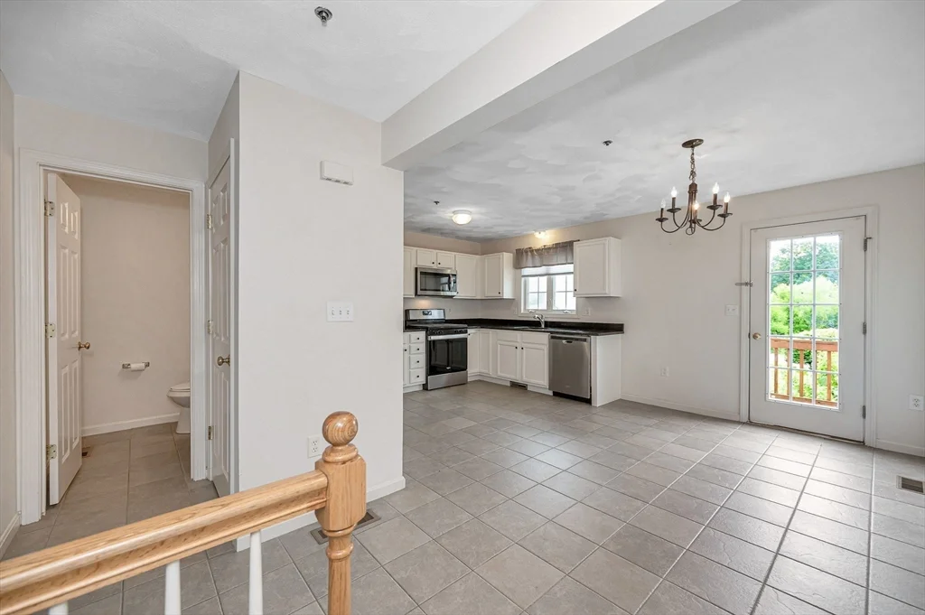 2 bed, 1 bath apartment for rent at 42 Rogers St Unit 42, Tewksbury — photo 4 of 33