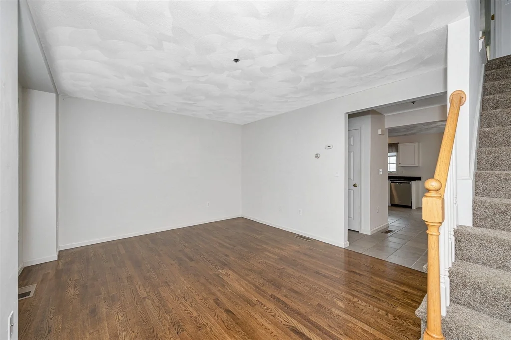 2 bed, 1 bath apartment for rent at 42 Rogers St Unit 42, Tewksbury — photo 16 of 33