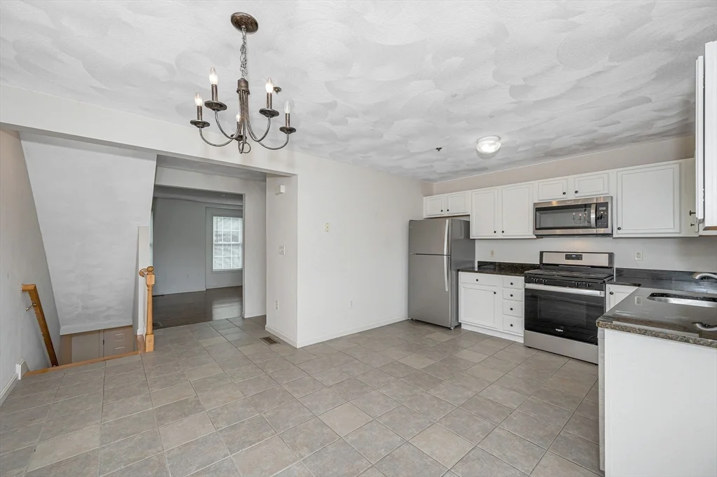 2 bed, 1 bath apartment for rent at 42 Rogers St Unit 42, Tewksbury — photo 10 of 33