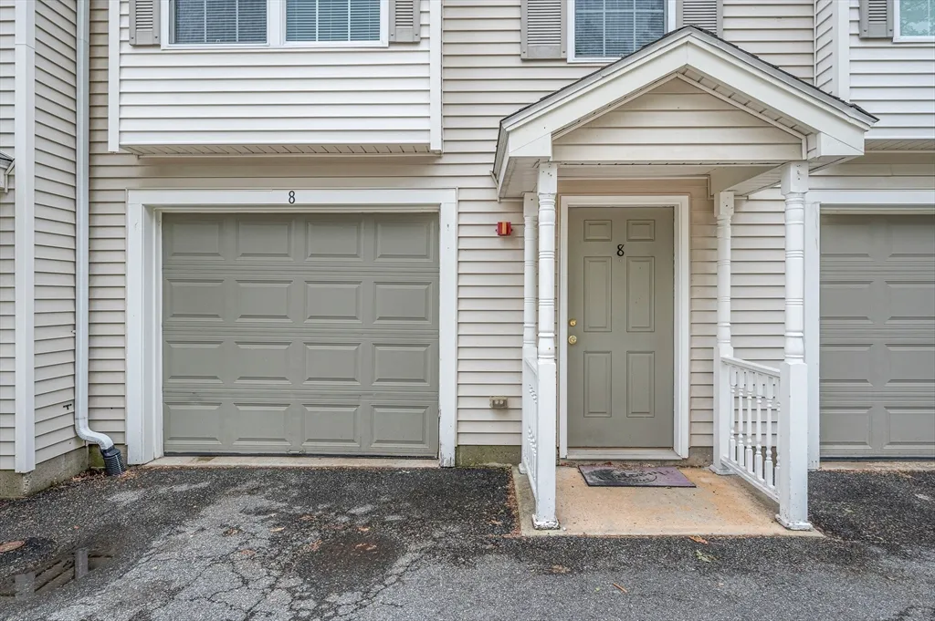 2 bed, 1 bath apartment for rent at 42 Rogers St Unit 6, Tewksbury — photo 2 of 34