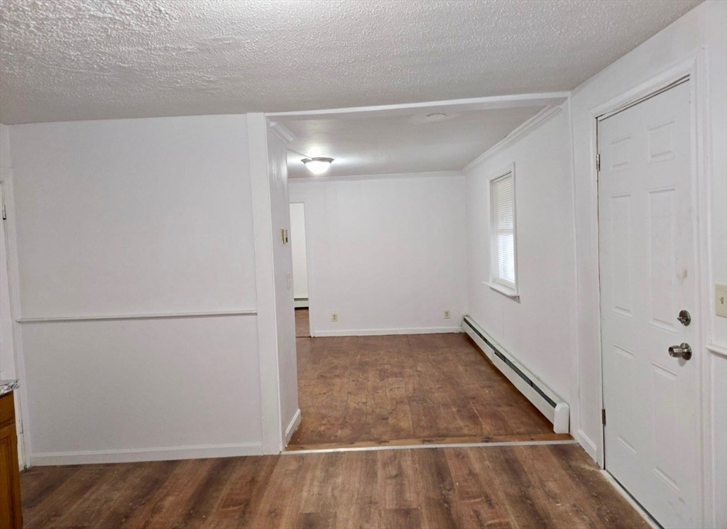 3 bed, 1 bath apartment for rent at 42 Salem St Unit 2, Fitchburg — photo 4 of 10