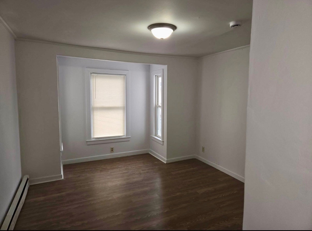 3 bed, 1 bath apartment for rent at 42 Salem St Unit 2, Fitchburg — photo 7 of 10