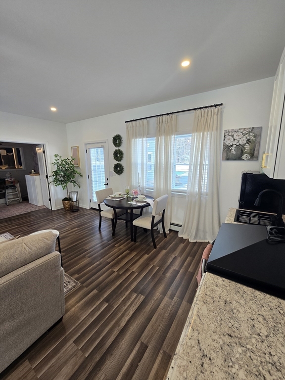 1 bed, 1 bath apartment for rent at 42 Salem St Unit 2, Wilmington — photo 4 of 9