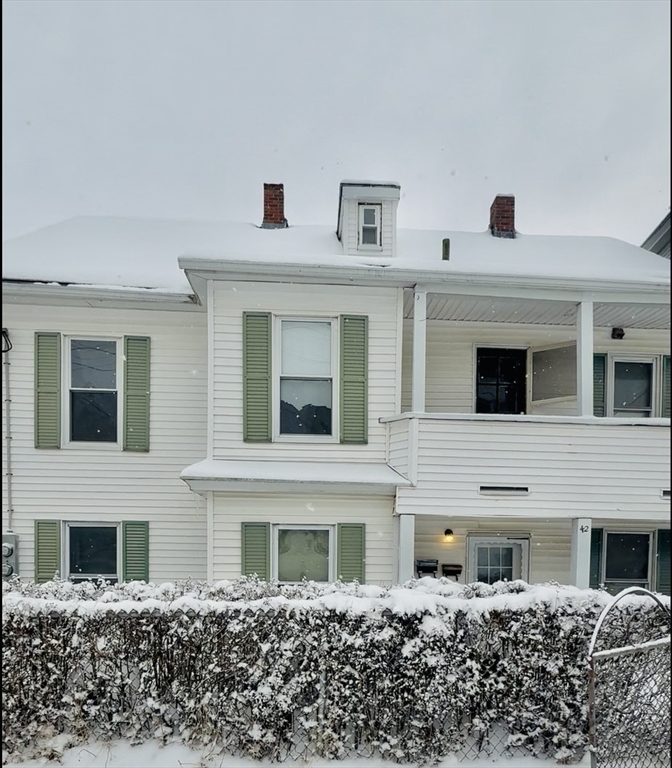 1 bed, 1 bath apartment for rent at 42 Salem St Unit 3, Fitchburg