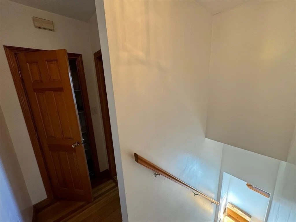 4 bed, 2 bath apartment for rent at 42 School Ln Unit 2, Watertown — photo 21 of 21