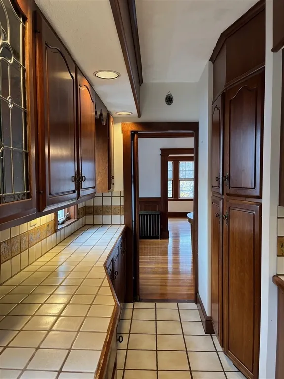 3 bed, 1 bath apartment for rent at 42 School St Unit 2, Arlington — photo 5 of 29