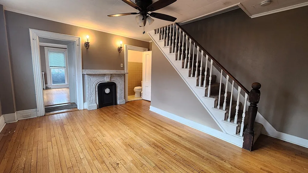3 bed, 1 bath apartment for rent at 42 South Main St Unit Right, Uxbridge — photo 3 of 24