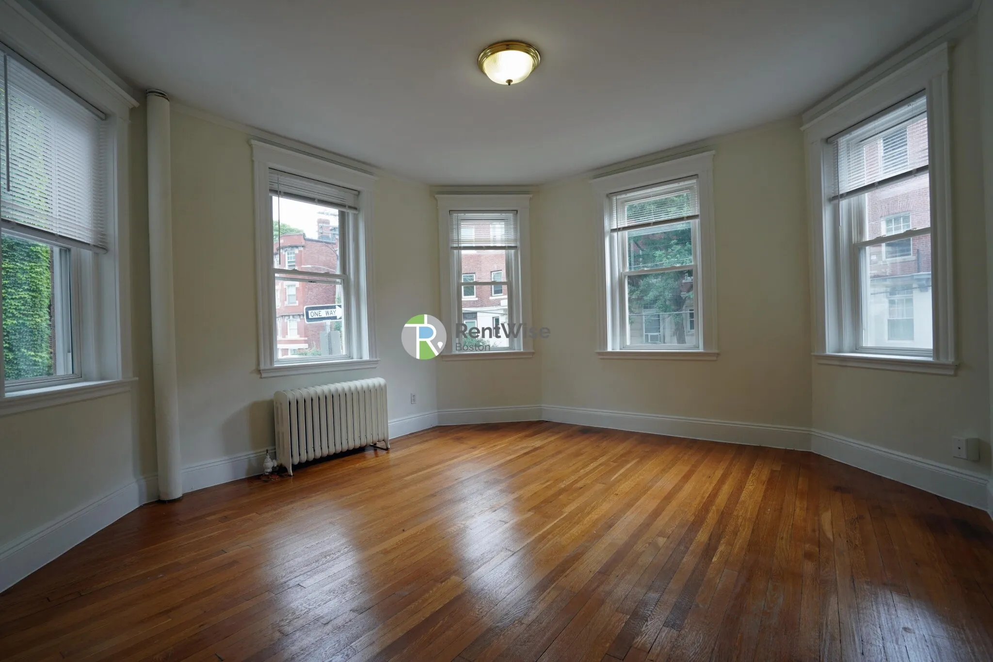 1 bed, 1 bath apartment for rent at 42 Strathmore Rd Unit 2, Brighton — photo 2 of 17