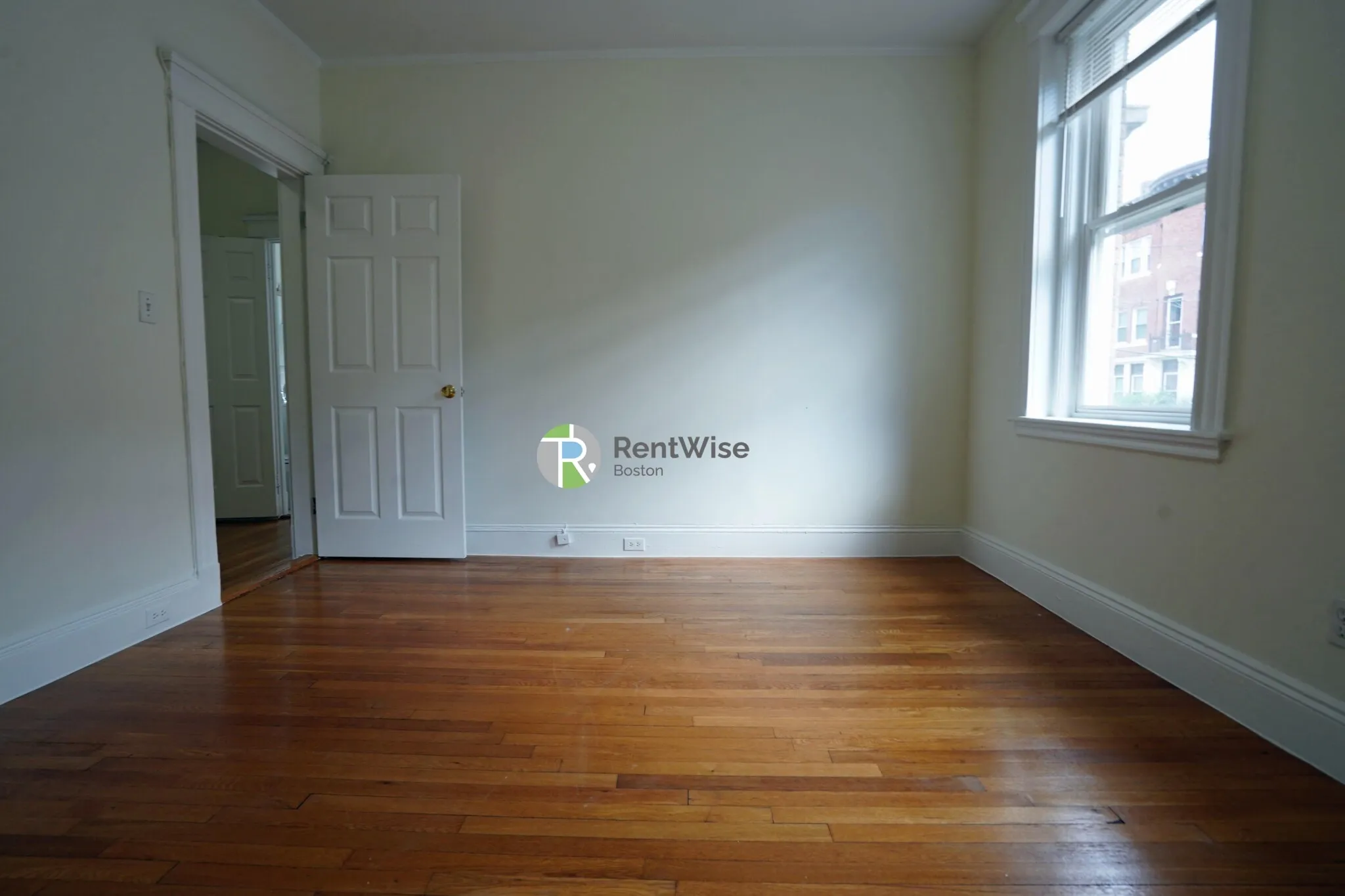 1 bed, 1 bath apartment for rent at 42 Strathmore Rd Unit 2, Brighton — photo 8 of 17