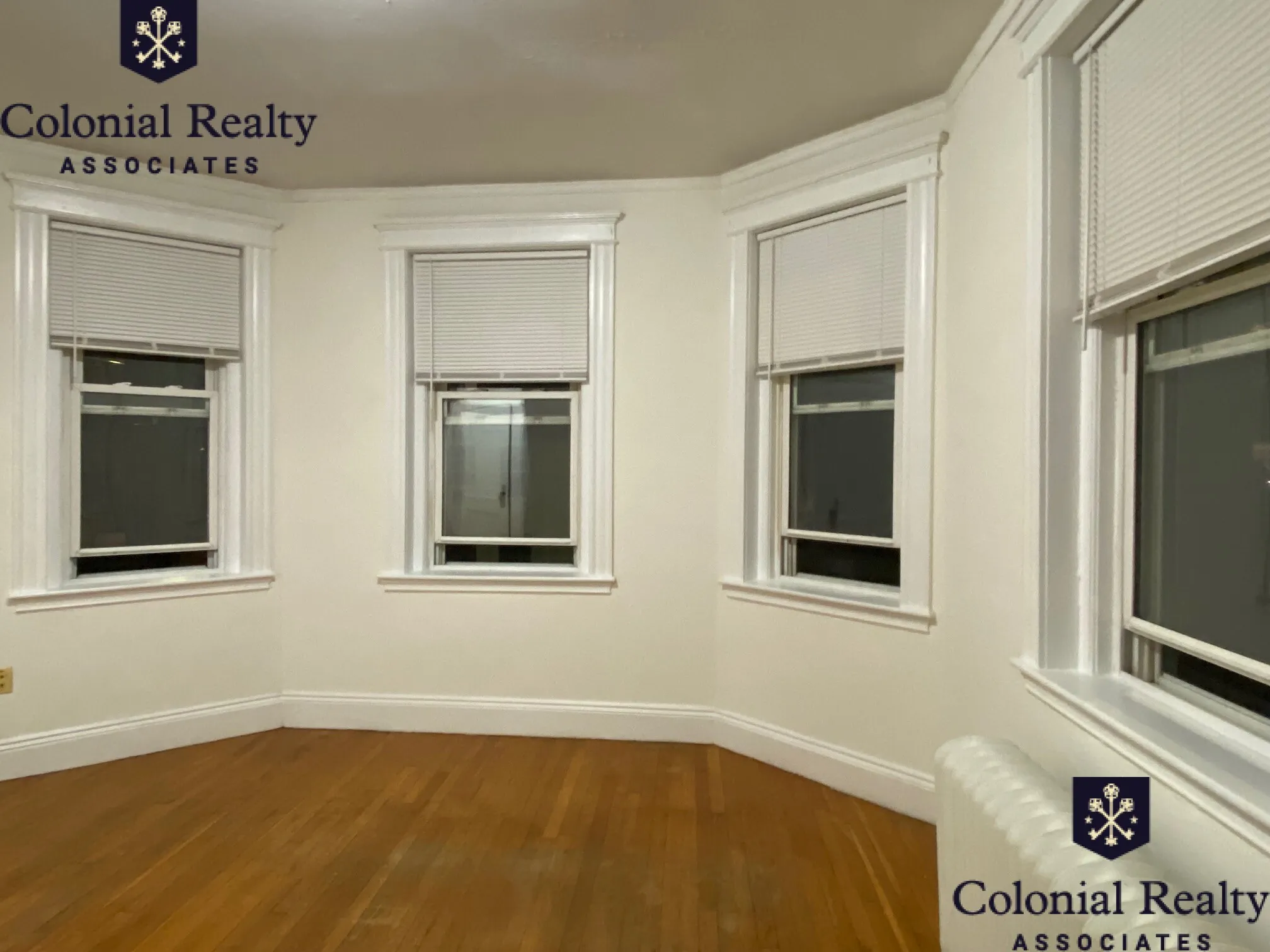 Studio bed, 1 bath apartment for rent at 42 Strathmore Rd Unit 4, Brighton — photo 16 of 44