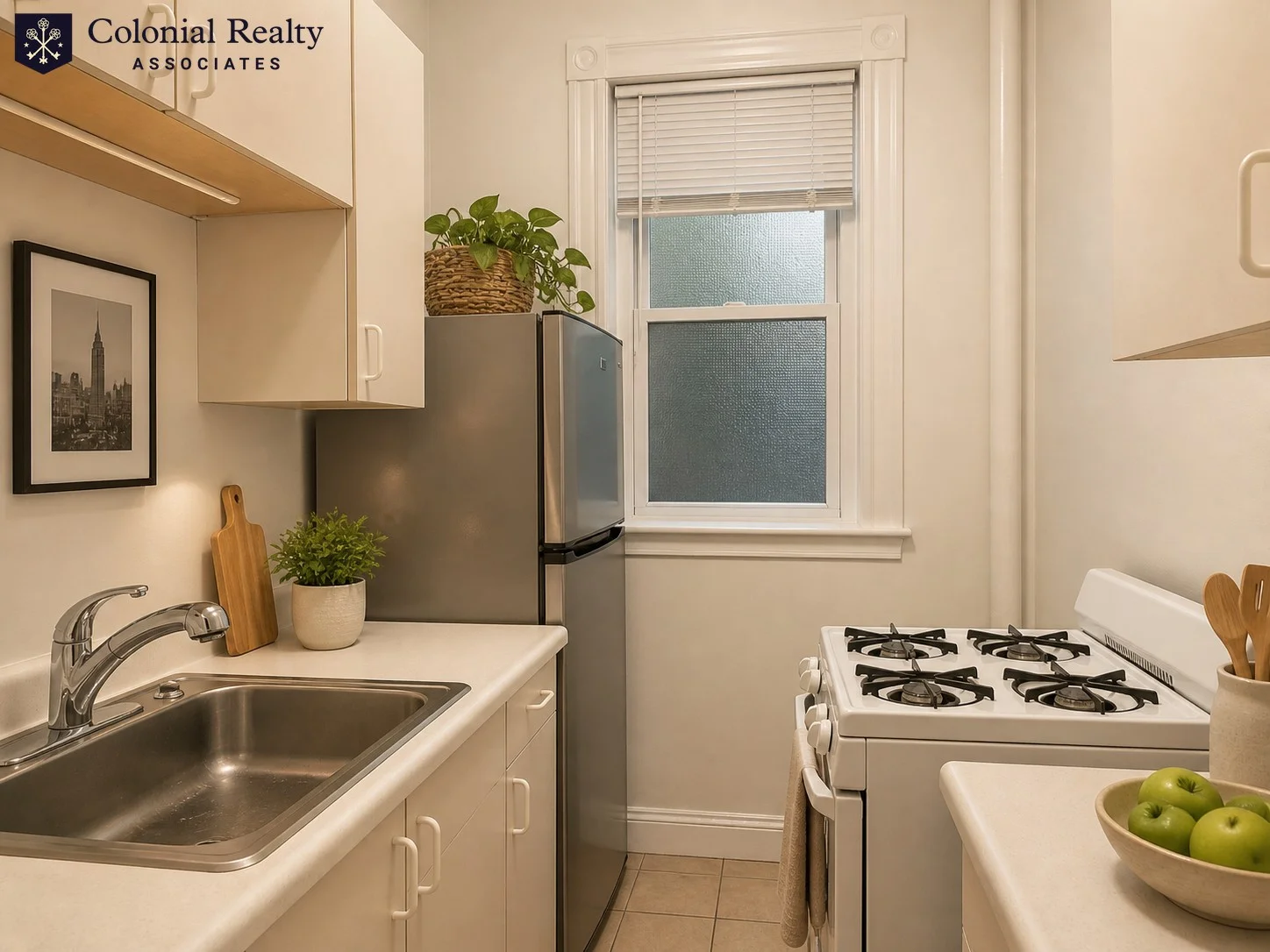 Studio bed, 1 bath apartment for rent at 42 Strathmore Rd Unit 4, Brighton — photo 2 of 44
