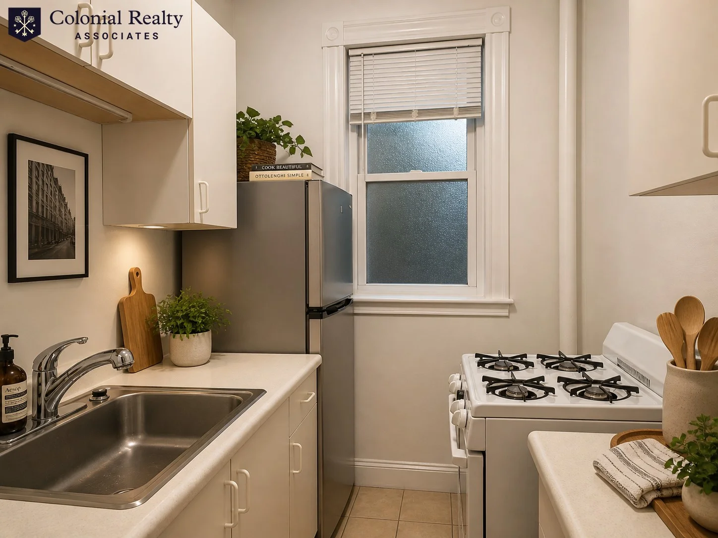Studio bed, 1 bath apartment for rent at 42 Strathmore Rd Unit 4, Brighton — photo 3 of 44