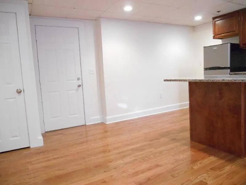 1 bed, 1 bath apartment for rent at 42 Strathmore Rd Unit D, Brighton — photo 7 of 24