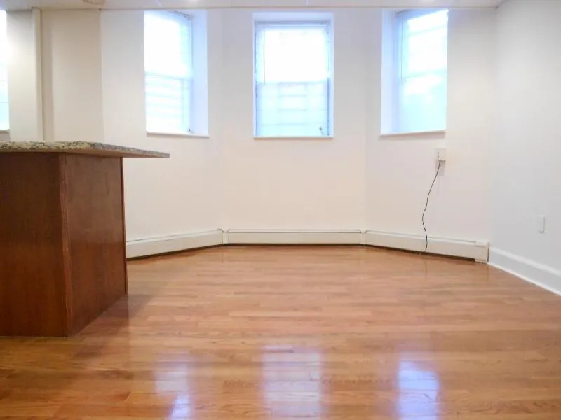 1 bed, 1 bath apartment for rent at 42 Strathmore Rd Unit D, Brighton — photo 5 of 24