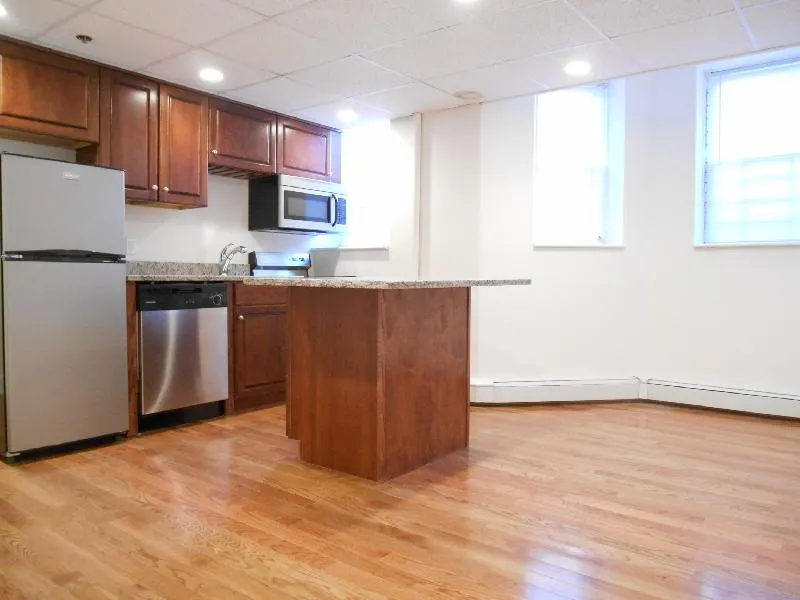 1 bed, 1 bath apartment for rent at 42 Strathmore Rd Unit D, Brighton — photo 18 of 24