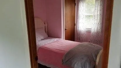 3 bed, 1 bath apartment for rent at 42 Union Park St, Hanson — photo 8 of 14