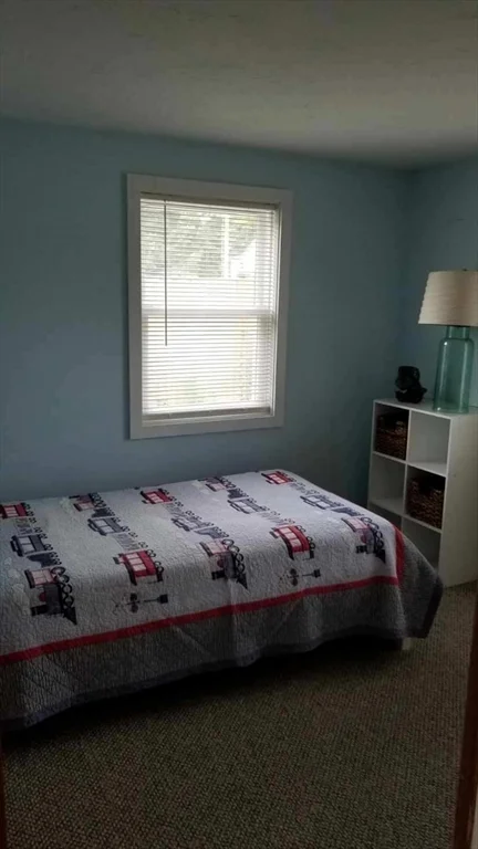 3 bed, 1 bath apartment for rent at 42 Union Park St, Hanson — photo 11 of 14