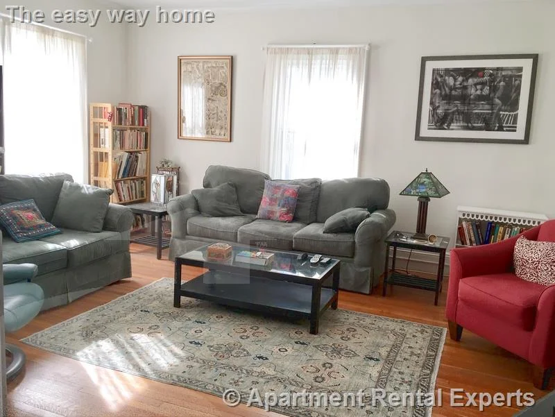 2 bed, 1 bath apartment for rent at 42 Walnut St, Union Square — photo 2 of 8