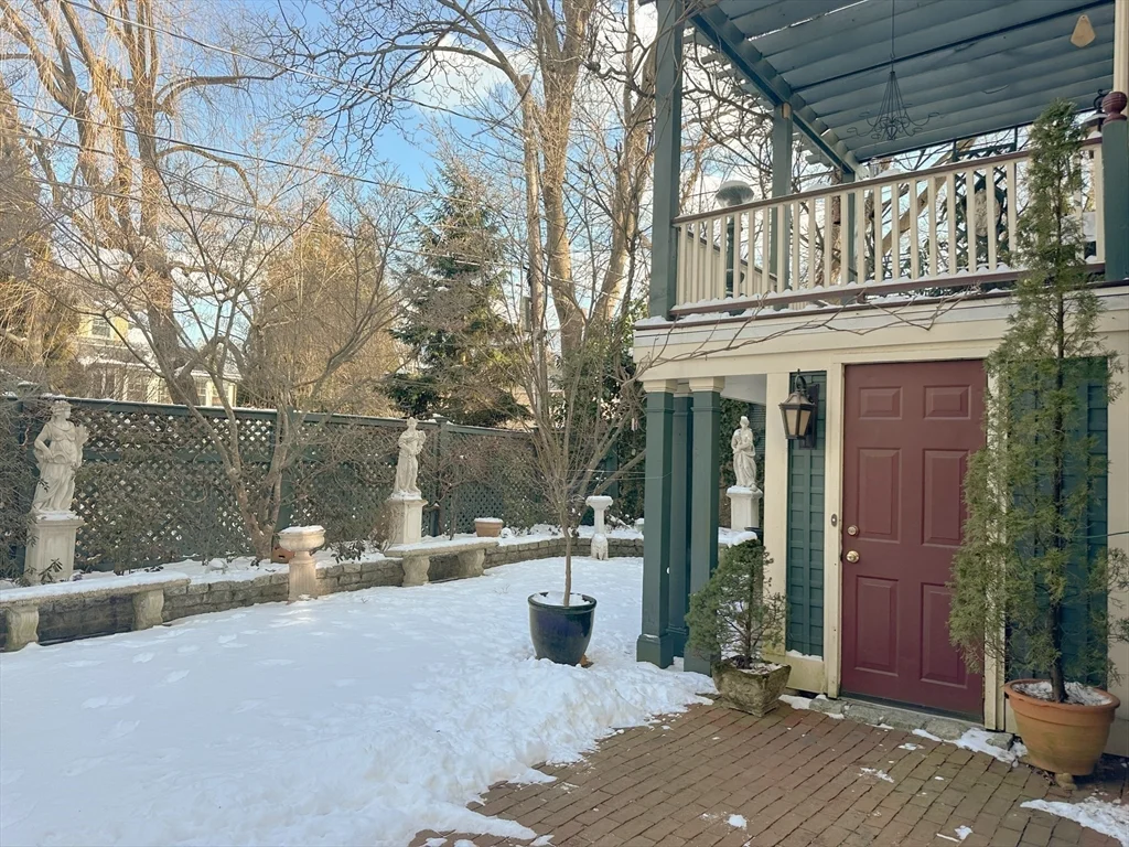 1 bed, 1 bath apartment for rent at 42 Wellesley Park Unit B, Dorchester — photo 11 of 16