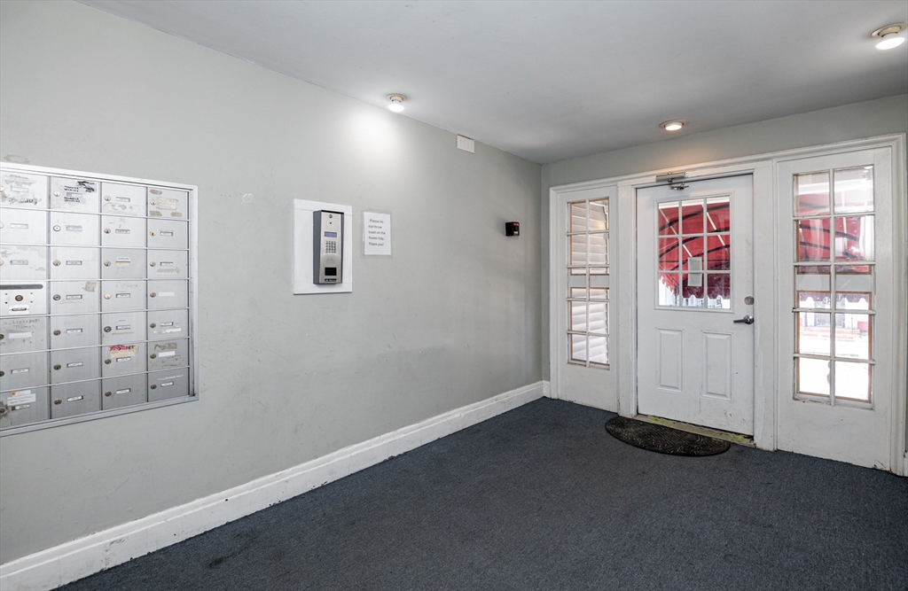 2 bed, 1 bath apartment for rent at 42 West Baltimore Se Unit 32, Lynn — photo 3 of 28
