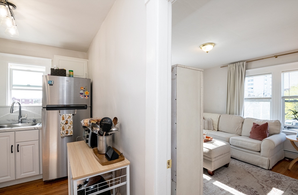 2 bed, 1 bath apartment for rent at 42 West Baltimore Se Unit 32, Lynn — photo 9 of 28