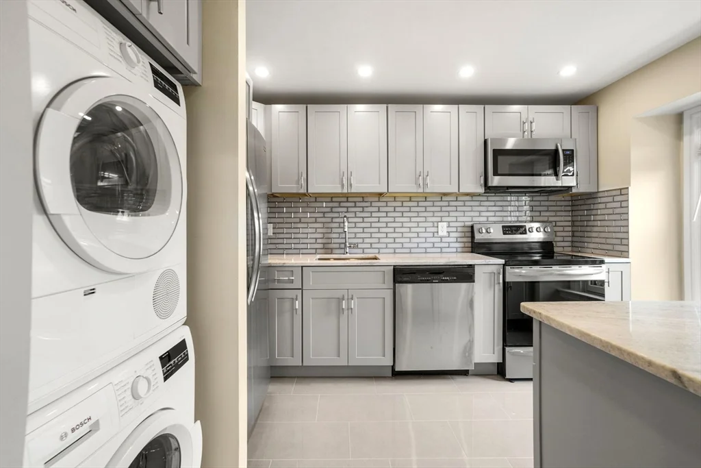 2 bed, 1 bath apartment for rent at 42 West Newton St Unit 4-21, South End — photo 6 of 19