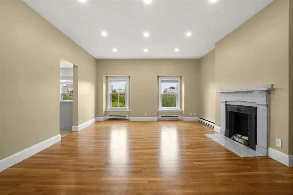 2 bed, 1 bath apartment for rent at 42 West Newton St Unit 4-21, South End — photo 3 of 19