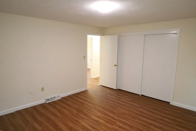4 bed, 1 bath apartment for rent at 42 Wheatland St, Burlington — photo 16 of 26