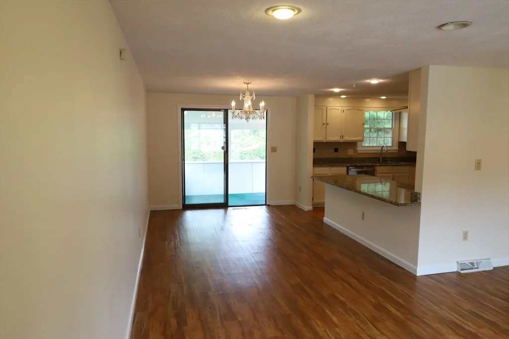 4 bed, 1 bath apartment for rent at 42 Wheatland St, Burlington — photo 8 of 26