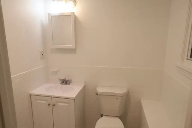 4 bed, 1 bath apartment for rent at 42 Wheatland St, Burlington — photo 23 of 26