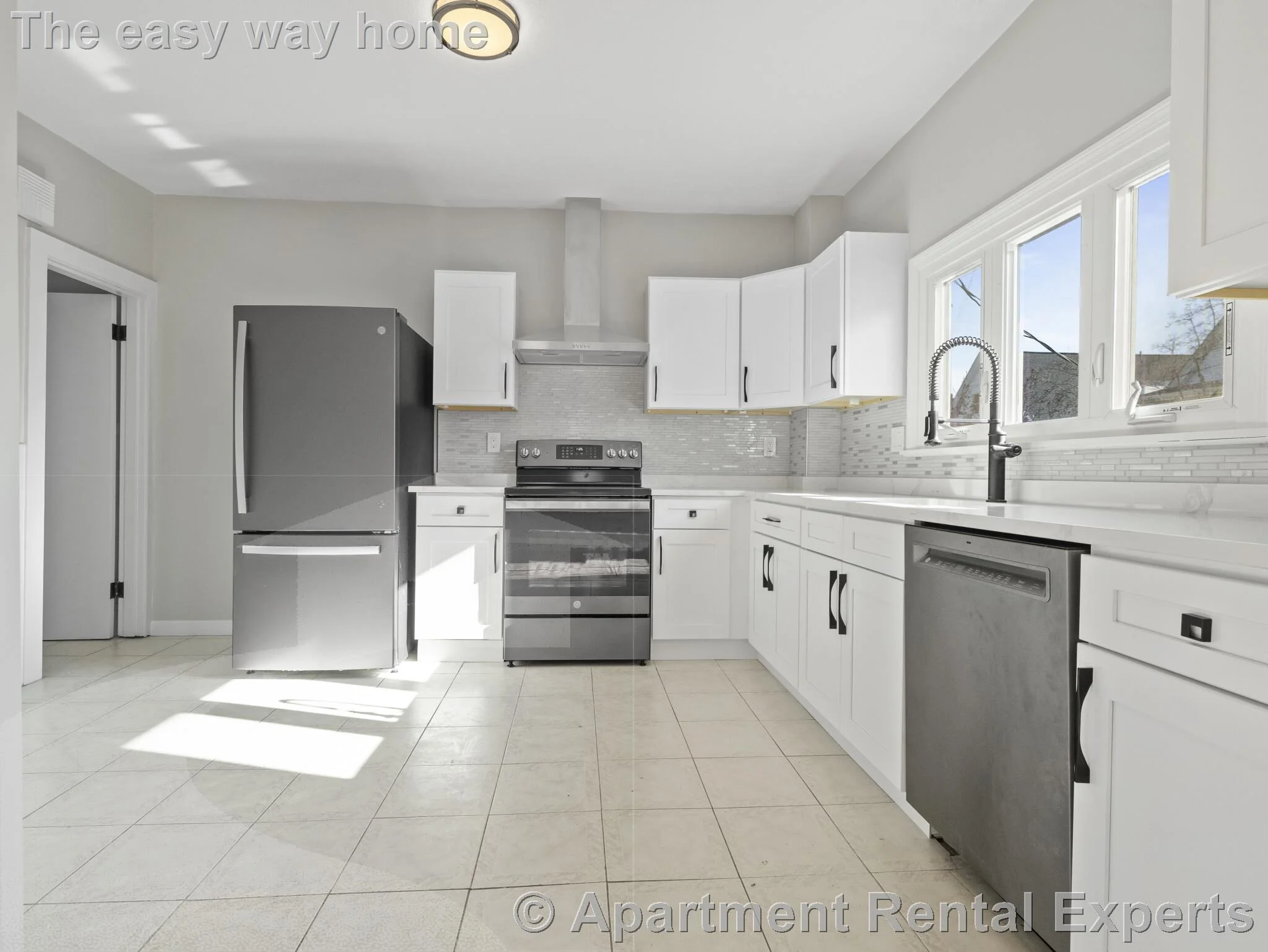 5 bed, 1 bath apartment for rent at 42 William St, Ball Square — photo 6 of 15