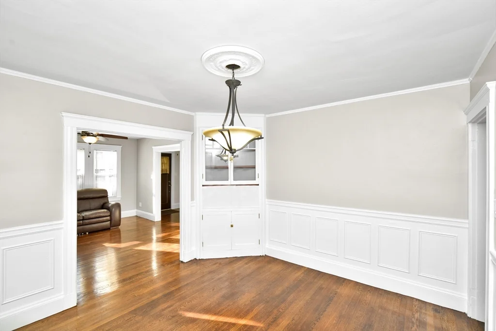 2 bed, 1 bath apartment for rent at 42 Wood Ave Unit 1, Hyde Park — photo 4 of 15