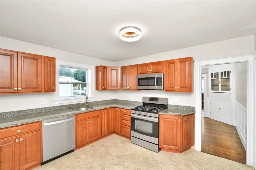 2 bed, 1 bath apartment for rent at 42 Wood Ave Unit 1, Hyde Park — photo 1 of 15